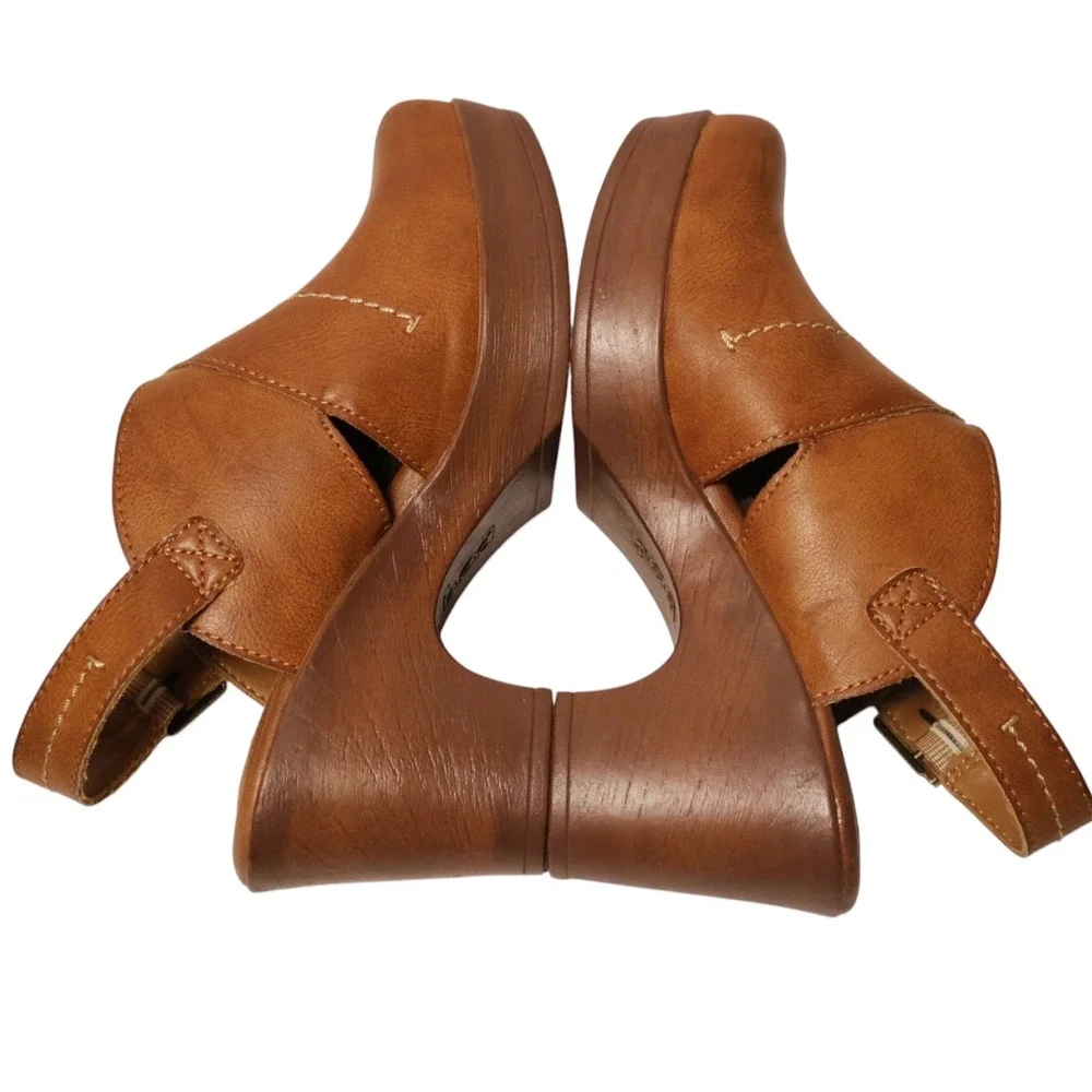 B.O.C. Tan Cognac Faux Leather Slingback Platform Clog Heels Size 7